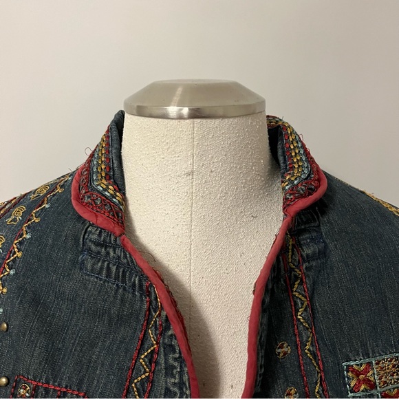 Chico Embroidered Jean Jacket. - Picture 2 of 7